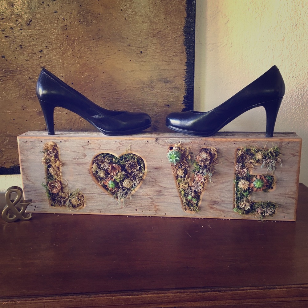 Naturalizer N5 Comfort Leather Heels size 8 1/2W